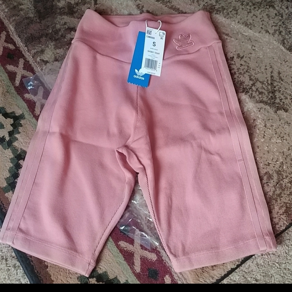 Adidas shorts - Picture 2 of 5